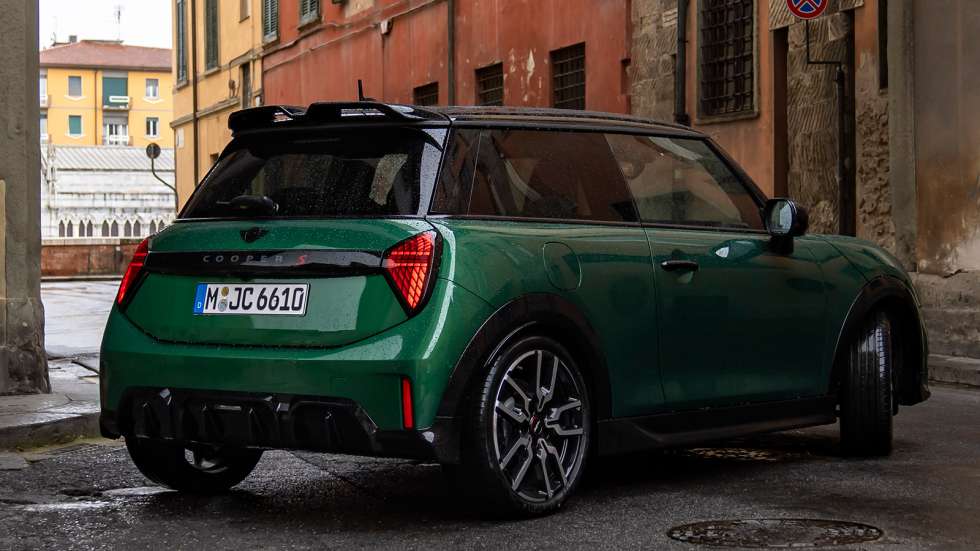 Πρεμιέρα με 204 ίππους για το MINI Cooper S JCW